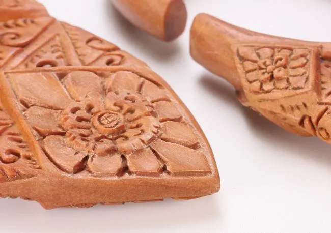 Ornate Shield Red Saba Wood Hanger Price Per 1 Elementals Organics Vibrators