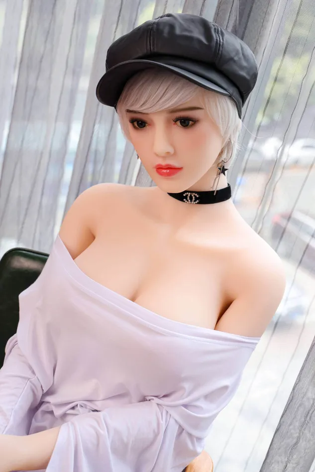 EVO Gianna Sex Doll 140cm Male Sex Toys