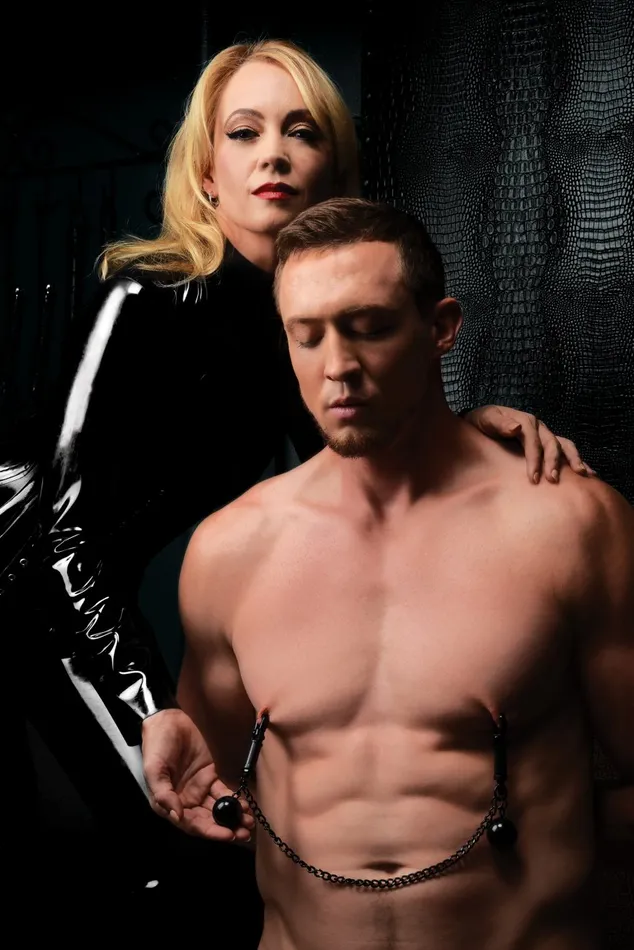 Kinkstasy Male Sex Toys Isabella Sinclaire Sadistic Clamps with Ball Weights and Chain Kinkstasy Male Sex Toys Isabella Sinclaire Sadistic Clamps with Ball Weights and Chain